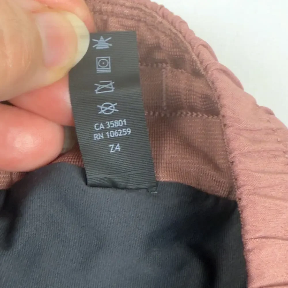 Lululemon Step Back Jump Shorts  Red Dust 8